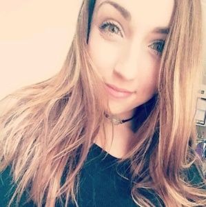 Meet your posher, Alyssa!